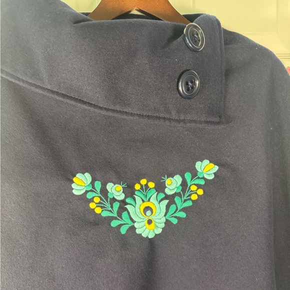 NWT Matyo Designs Handmade Cape Poncho Navy Felt Cowlneck Embrioded One Size - Picture 3 of 10